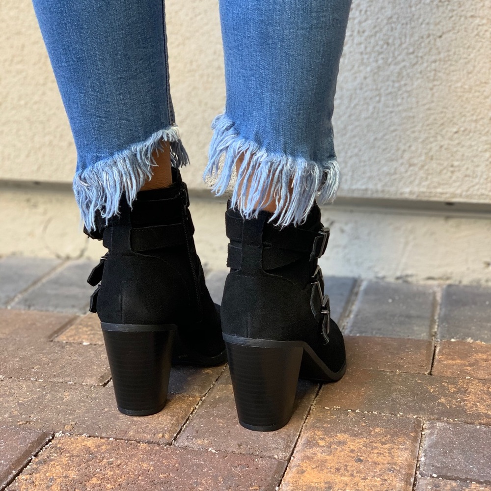 Black Triple Buckle Block Heel Ankle Booties - Picture 7 of 8